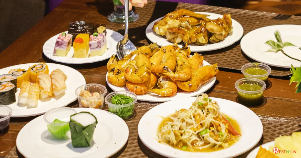 buffet สุดอร่อยบนเรือ wonderful dinner cruise in bangkok